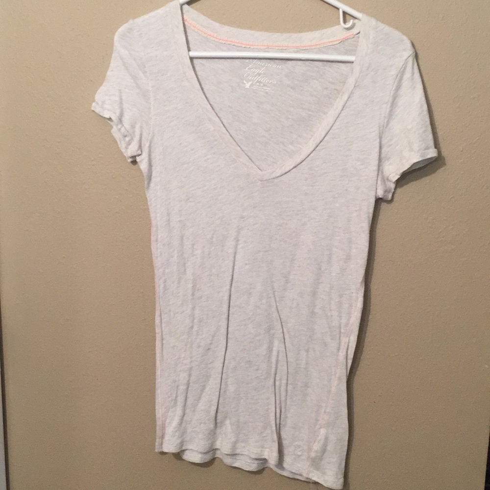 V-neck American Eagle Short Sleeve Shirt